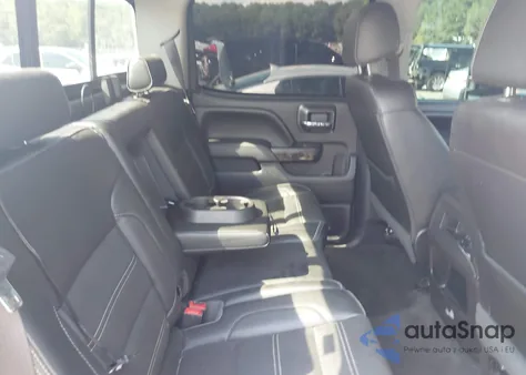 2016 GMC Sierra 2500Hd Denali z USA, uszkodzony, nr VIN 1GT12UE88GF179996